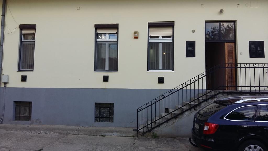 Civis Gold Apartman Debrecen Exteriör bild
